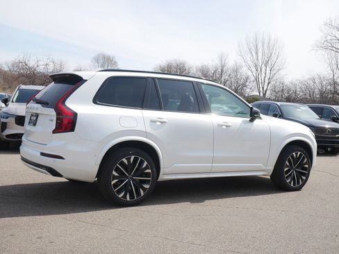New 2026 Volvo XC90 T8 Ultra AWD/4WD image 3