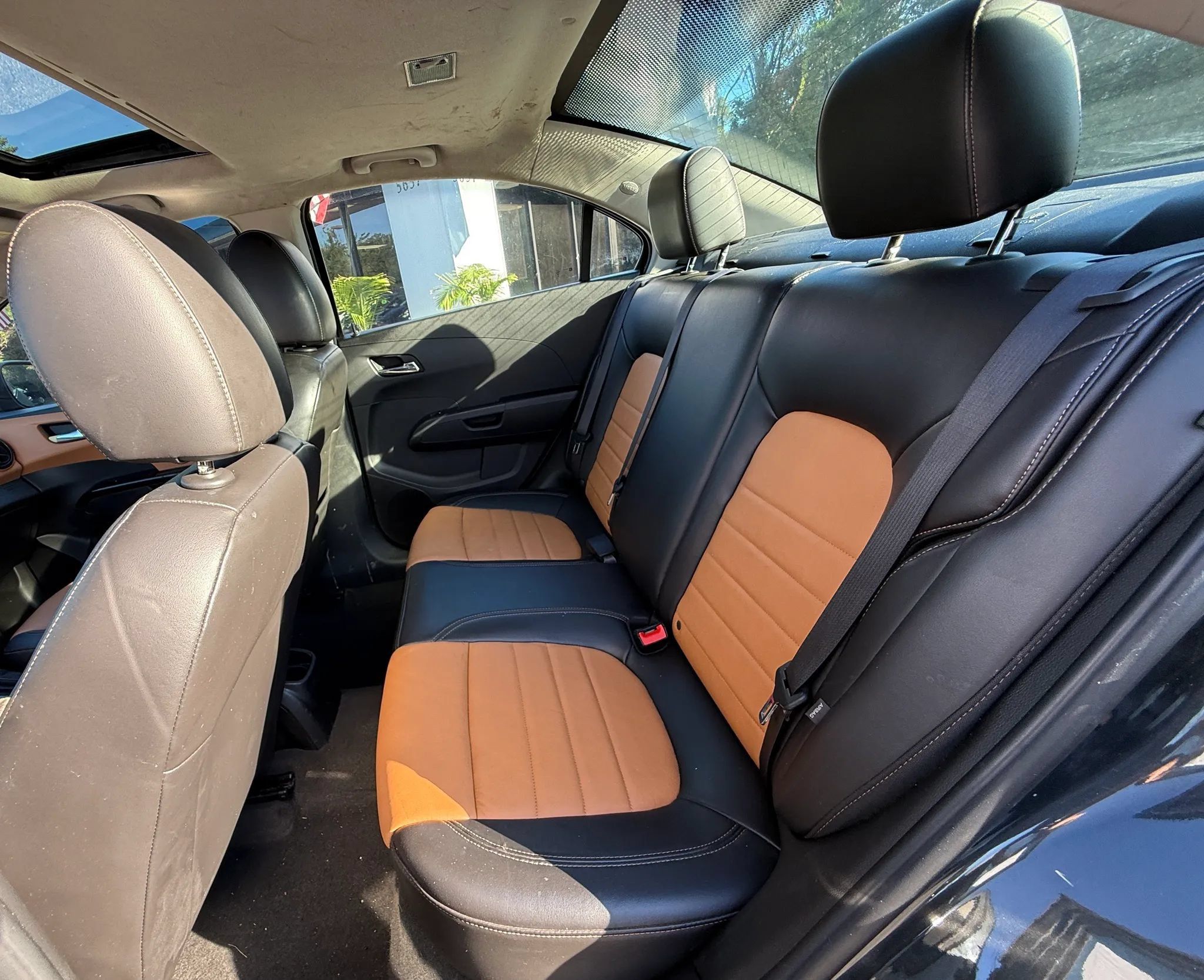 Used 2015 Chevrolet Sonic LTZ w/ Dusk Package FWD image 29
