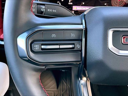 Used 2024 GMC Canyon AT4X image 20