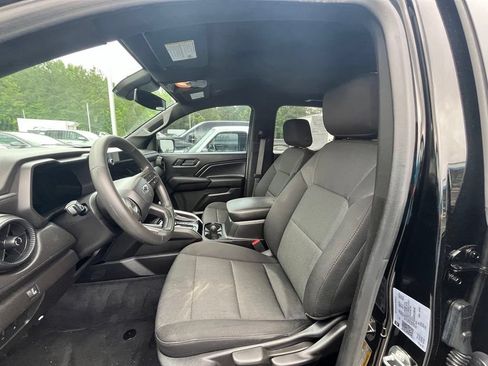 Used 2023 Chevrolet Colorado Trail Boss w/ Advanced Trailering Package AWD/4WD image 9