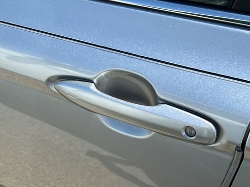 Used 2021 Toyota Camry SE w/ Convenience Package image 7