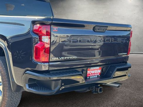 Used 2024 Chevrolet Silverado 2500 Custom w/ Custom Value Package AWD/4WD image 6