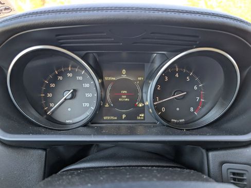 Used 2016 Land Rover Range Rover Sport HSE image 24