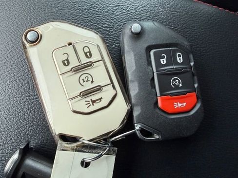 Used 2020 Jeep Wrangler Unlimited Rubicon image 32