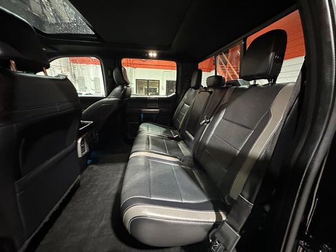 Used 2018 Ford F150 Raptor w/ Equipment Group 802A Luxury image 10