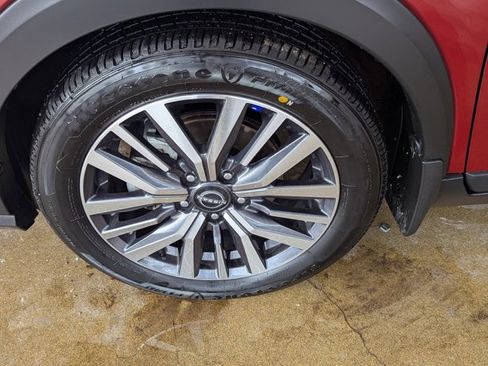 Certified 2023 Nissan Kicks SR w/ Exterior Package image 28