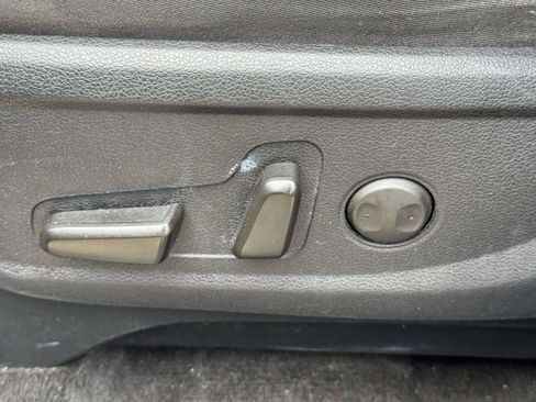 Used 2020 Hyundai Palisade SEL w/ Convenience Package FWD image 16