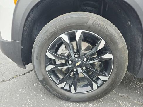 Used 2023 Chevrolet TrailBlazer LT w/ Convenience Package AWD/4WD image 14