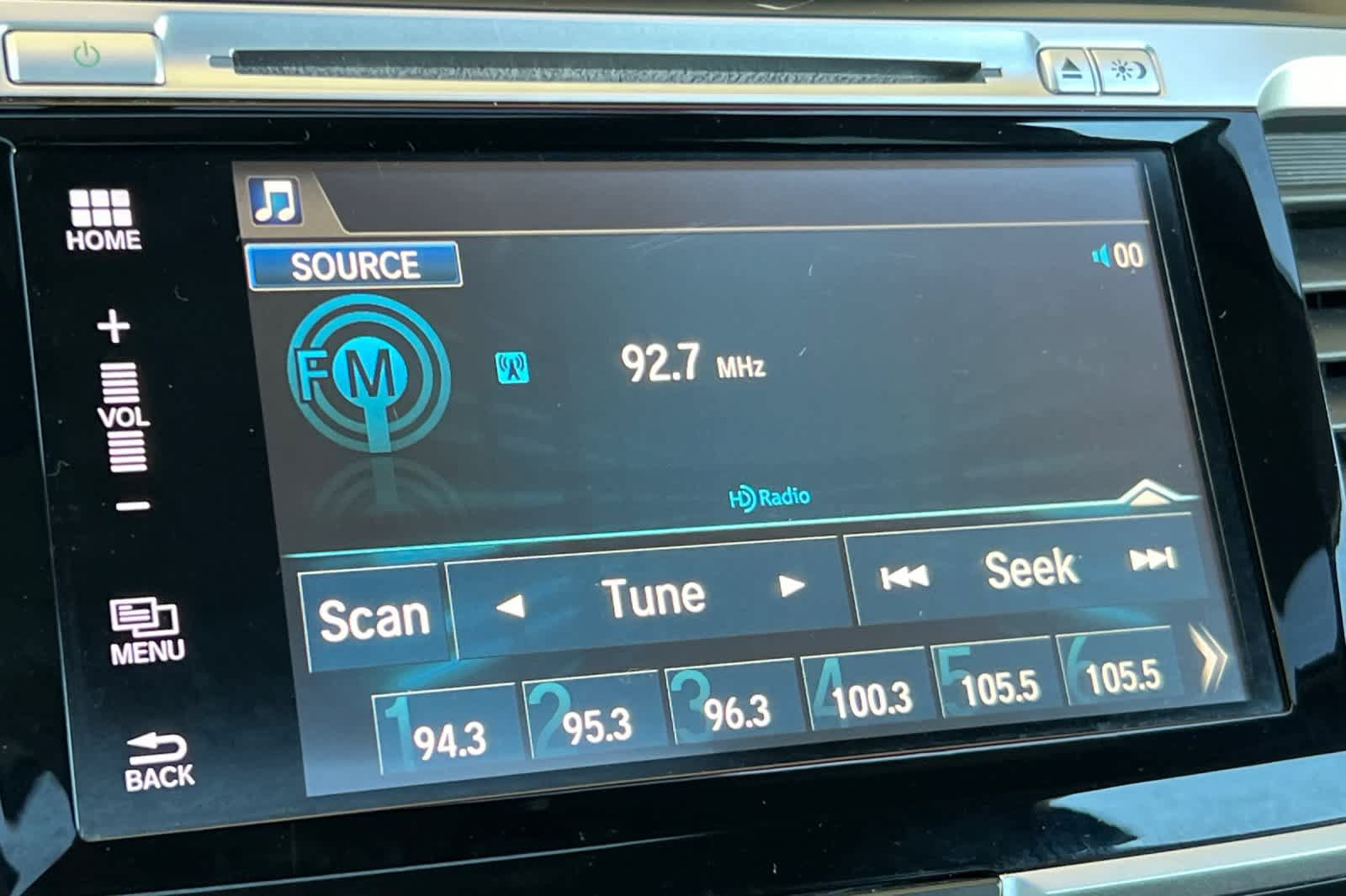 Used 2017 Honda Accord EX-L image 19