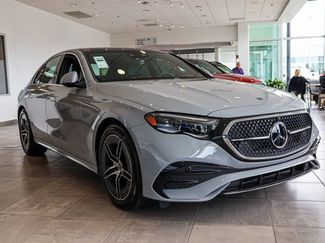 New 2026 Mercedes-Benz E 350 4MATIC Sedan video 3