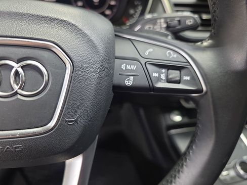 Used 2018 Audi Q5 Prestige w/ Prestige Package image 18