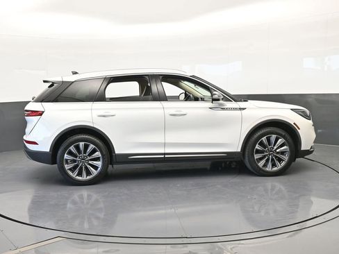 Used 2022 Lincoln Corsair Reserve image 7