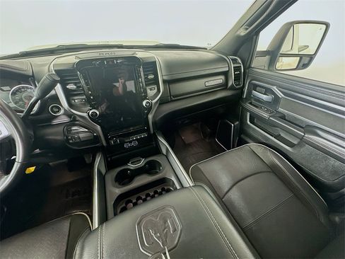 Used 2024 RAM 3500 Laramie w/ Night Edition image 11