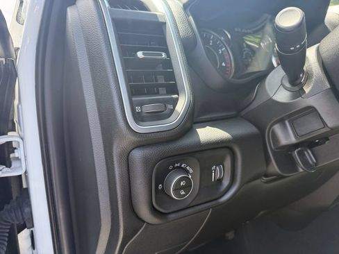 Used 2024 RAM 3500 Big Horn AWD/4WD image 18