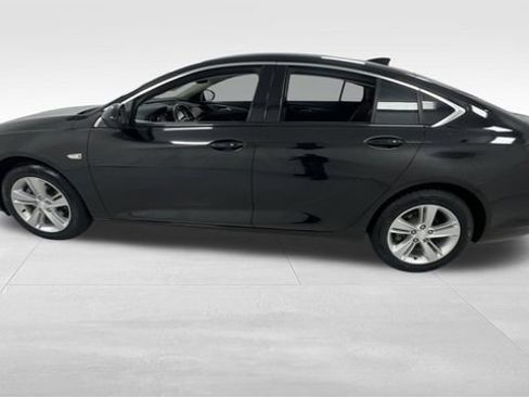Used 2018 Buick Regal Preferred FWD image 6