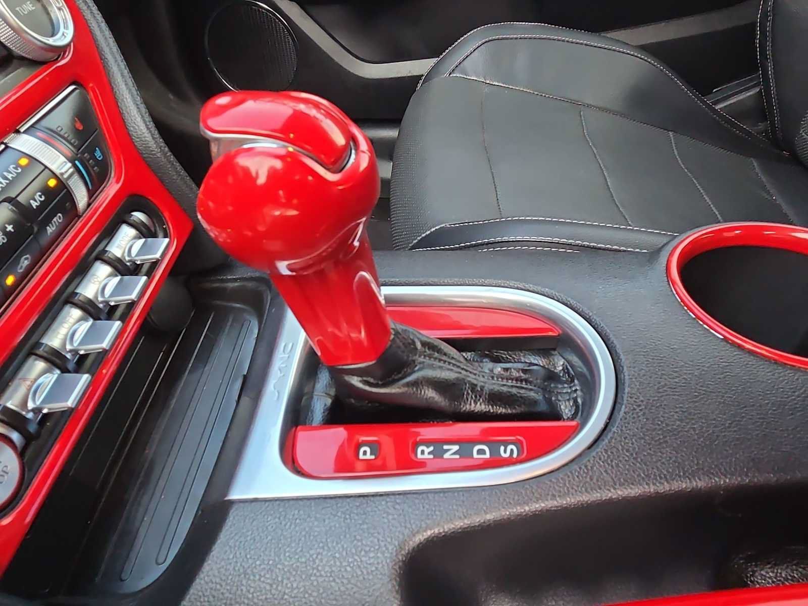 Used 2019 Ford Mustang Premium RWD image 21