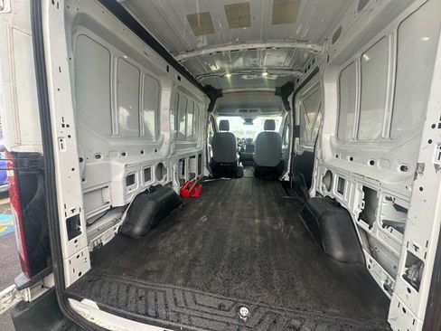 Used 2017 Ford Transit 150 130 Medium Roof RWD image 5