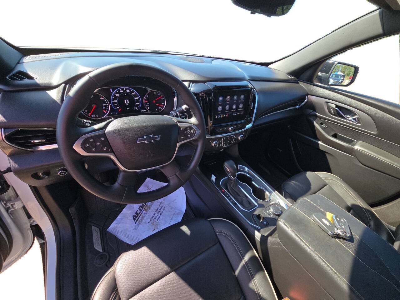 Used 2023 Chevrolet Traverse Premier w/ Redline Edition AWD/4WD image 26