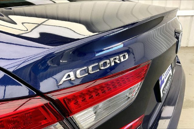 Used 2020 Honda Accord Touring image 9