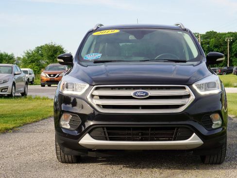 Used 2019 Ford Escape Titanium AWD/4WD image 3