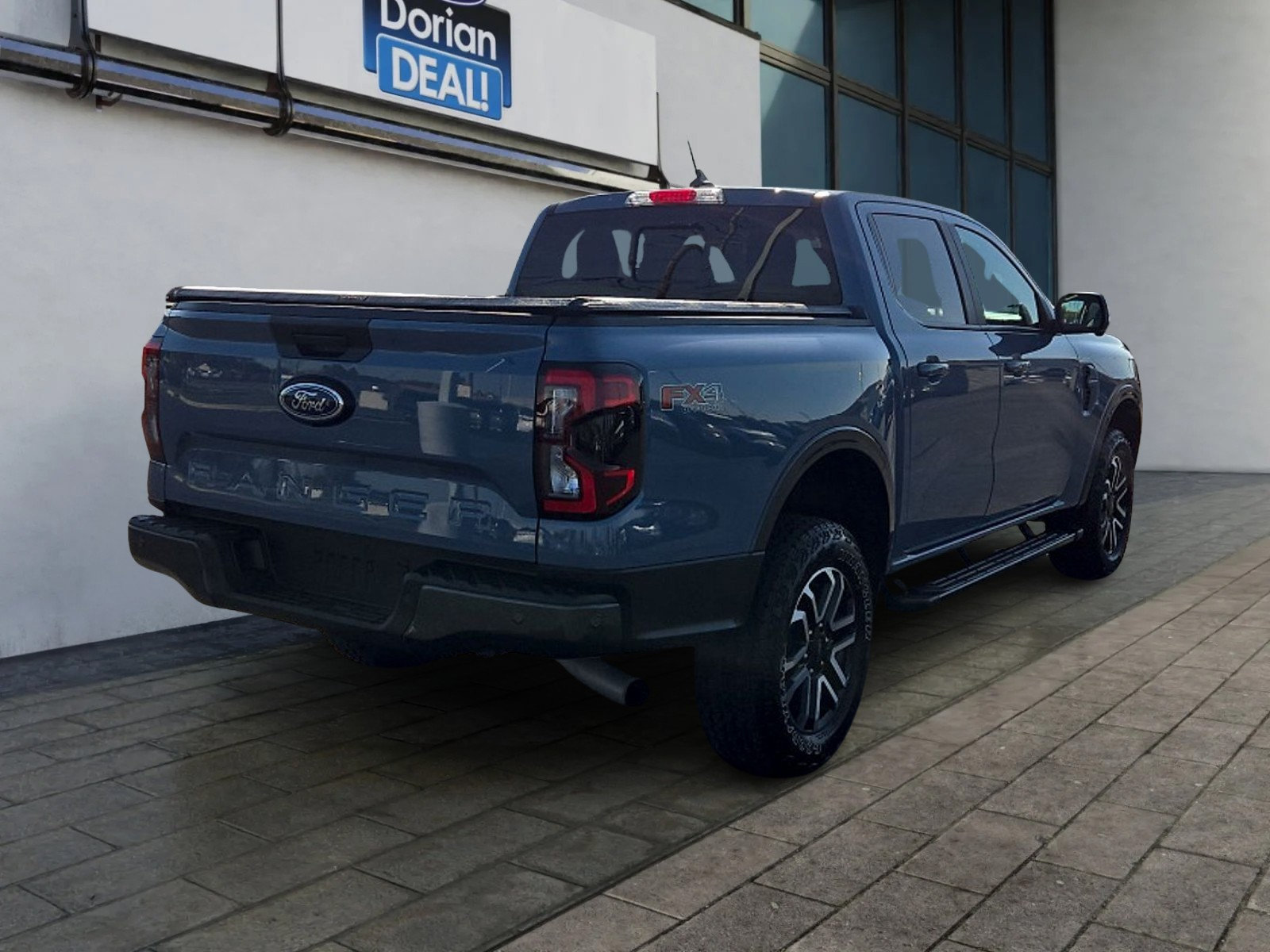 Used 2024 Ford Ranger Lariat w/ FX4 Off-Road Package AWD/4WD image 3