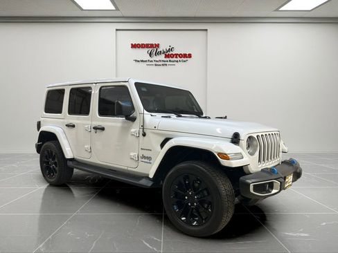 Used 2022 Jeep Wrangler Unlimited Sahara image 7