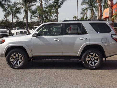 Used 2022 Toyota 4Runner TRD Off-Road Premium AWD/4WD image 5