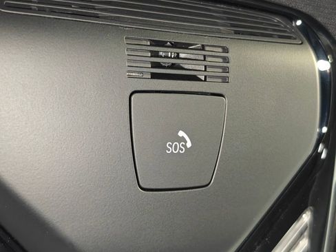 Used 2022 BMW M550i xDrive AWD/4WD image 14