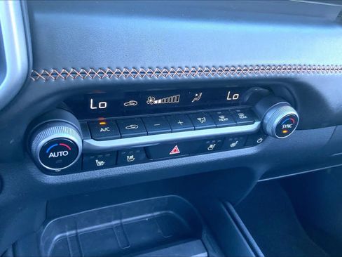 Certified 2024 MAZDA CX-50 AWD 2.5 Turbo w/ Premium Pkg image 32