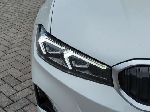 New 2025 BMW 330i Sedan w/ Premium Package RWD image 10