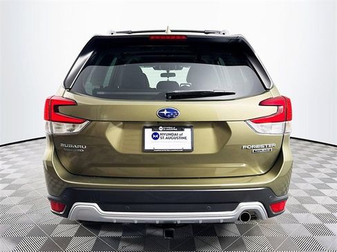 Used 2023 Subaru Forester Touring image 6