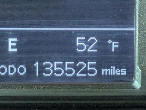 Used 2015 Toyota 4Runner Limited image 35