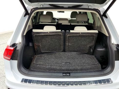 Used 2018 Volkswagen Tiguan SEL FWD image 22