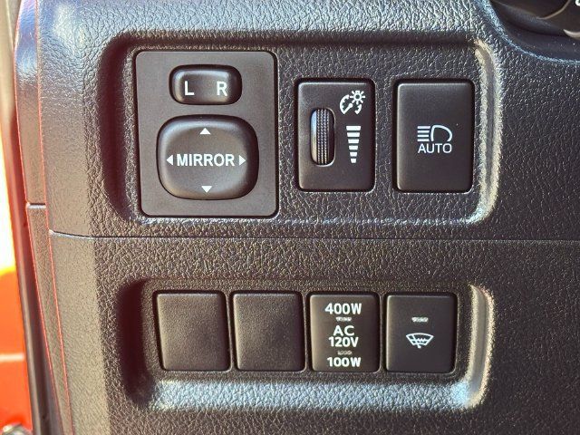 Certified 2024 Toyota 4Runner TRD Off-Road Premium w/ Moonroof Package AWD/4WD image 29