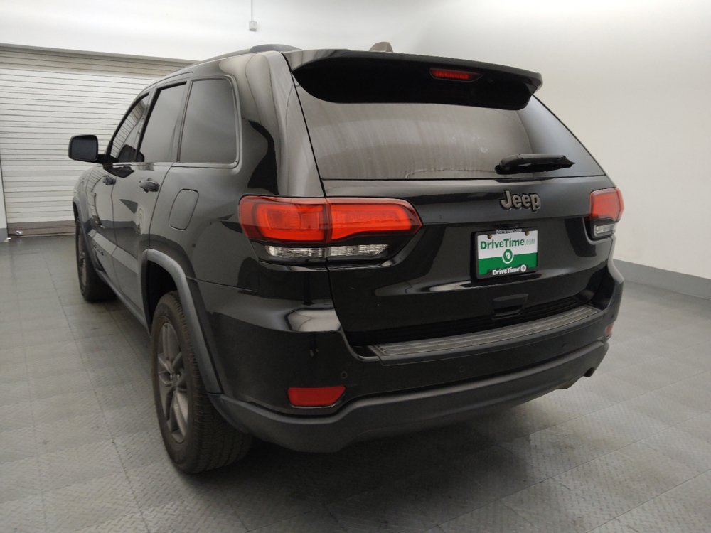 Used 2016 Jeep Grand Cherokee Laredo 75th Anniversary RWD image 5