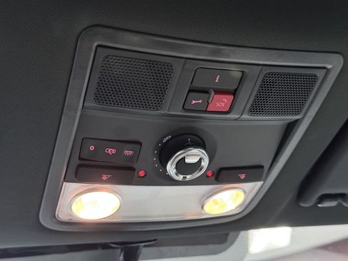 Used 2018 Volkswagen Beetle 2.0T SE image 47