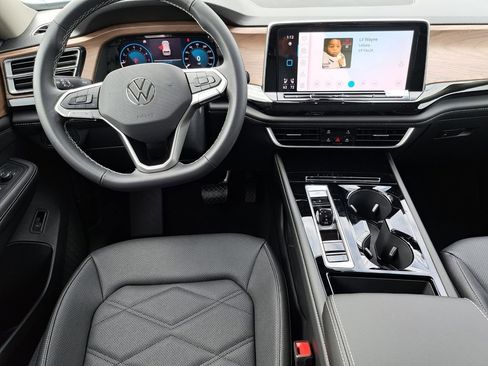 New 2026 Volkswagen Atlas SE image 21