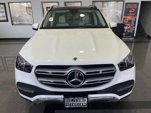 Used 2022 Mercedes-Benz GLE 350 w/ Premium Package image 9