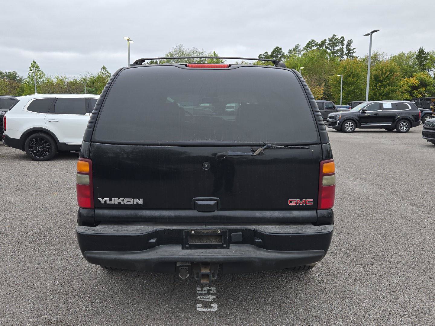 Used 2002 GMC Yukon Denali AWD/4WD image 6