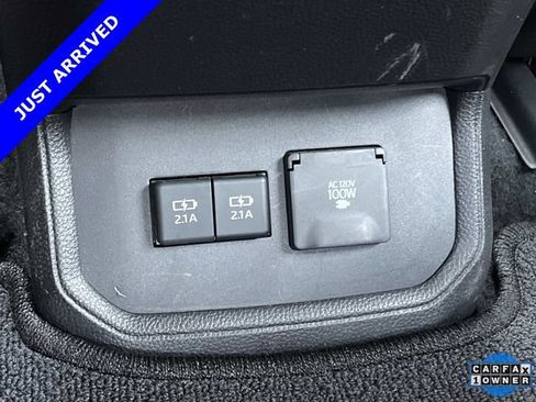 Used 2021 Toyota Highlander Platinum AWD/4WD image 17