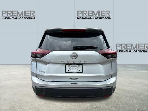 New 2025 Nissan Rogue SV FWD image 6
