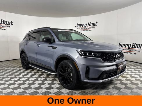 Used 2023 Kia Sorento SX AWD/4WD image 4