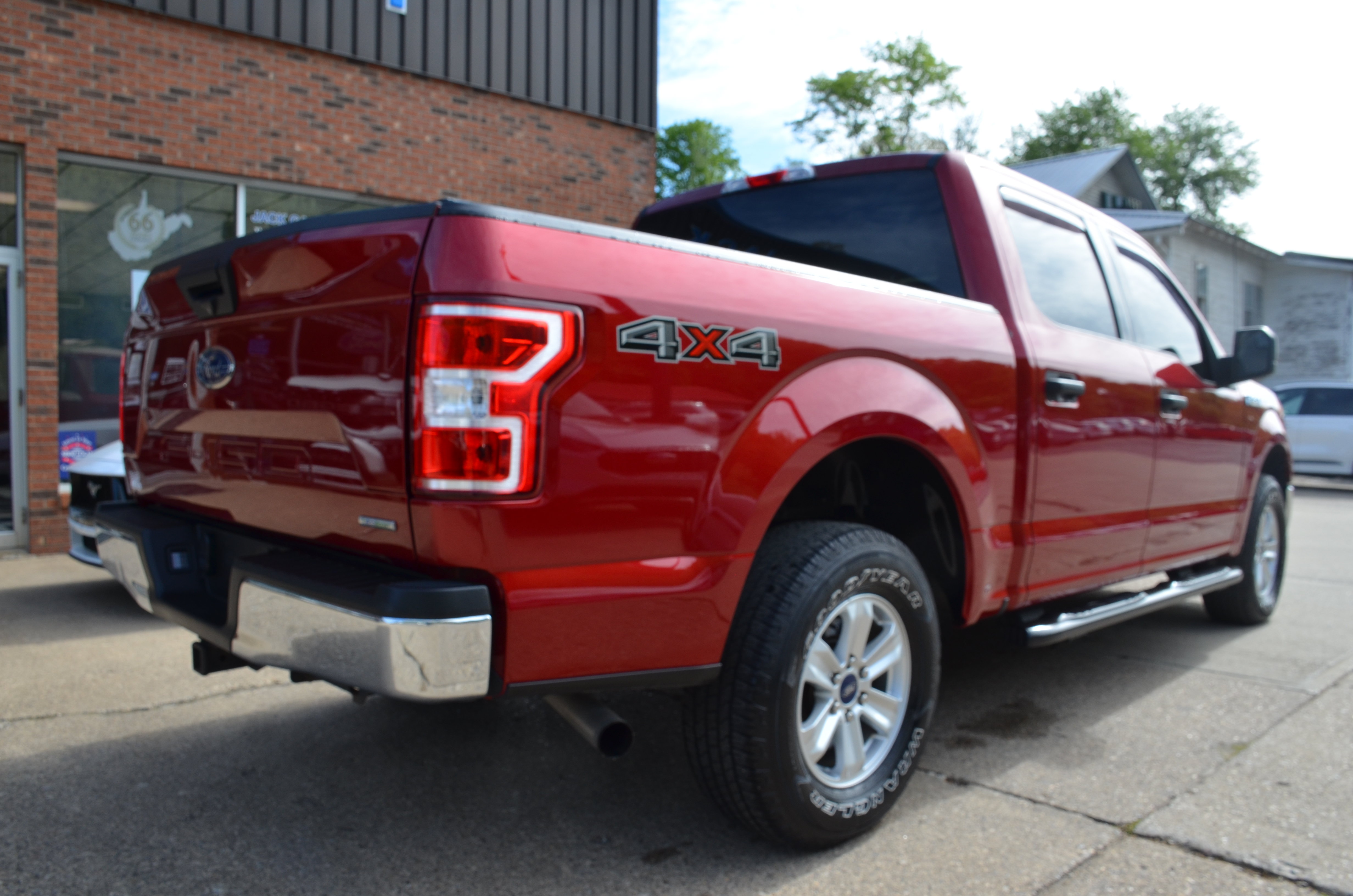 Used 2019 Ford F150 XLT AWD/4WD image 3