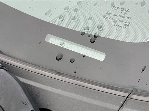 Used 2010 Toyota Prius II image 30