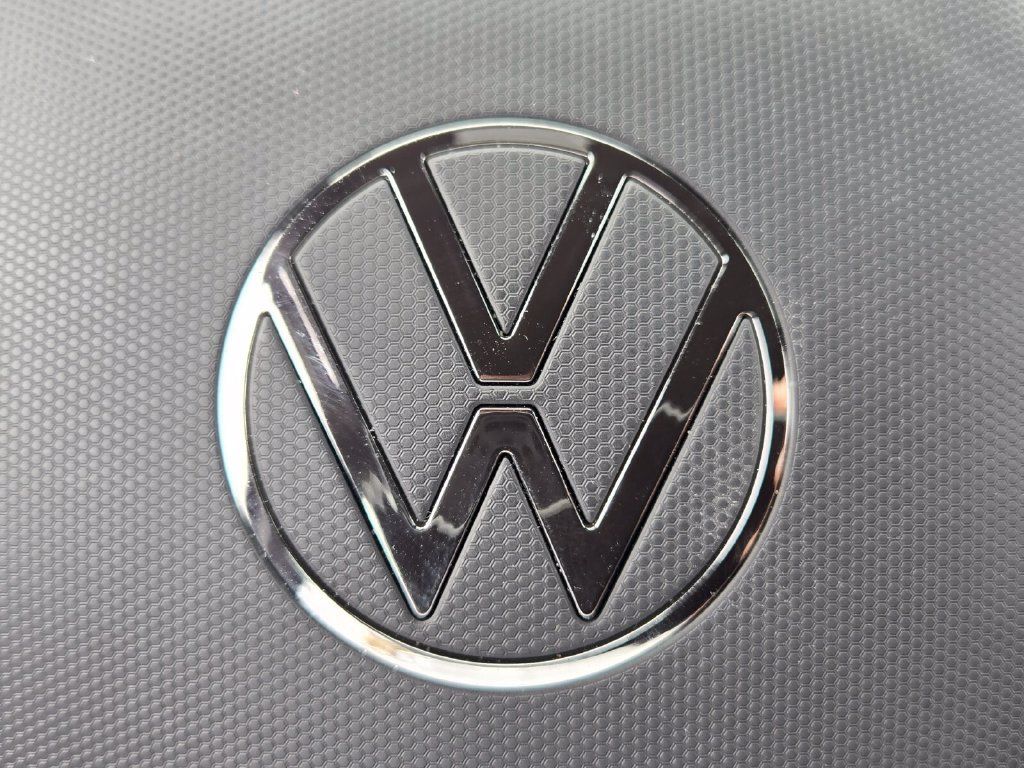 Used 2024 Volkswagen Jetta Sport FWD image 28