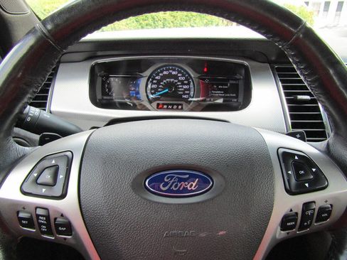 Used 2018 Ford Taurus SHO w/ Driver Assist Package image 9