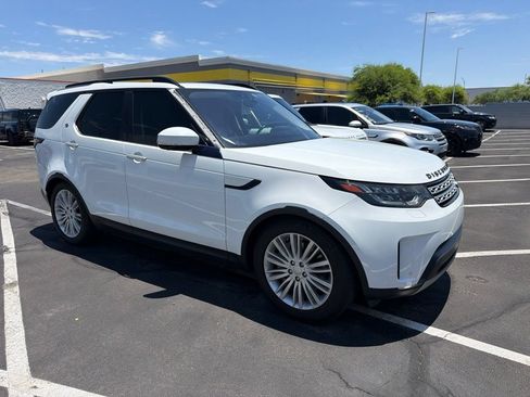 Used 2018 Land Rover Discovery HSE Luxury AWD/4WD image 2