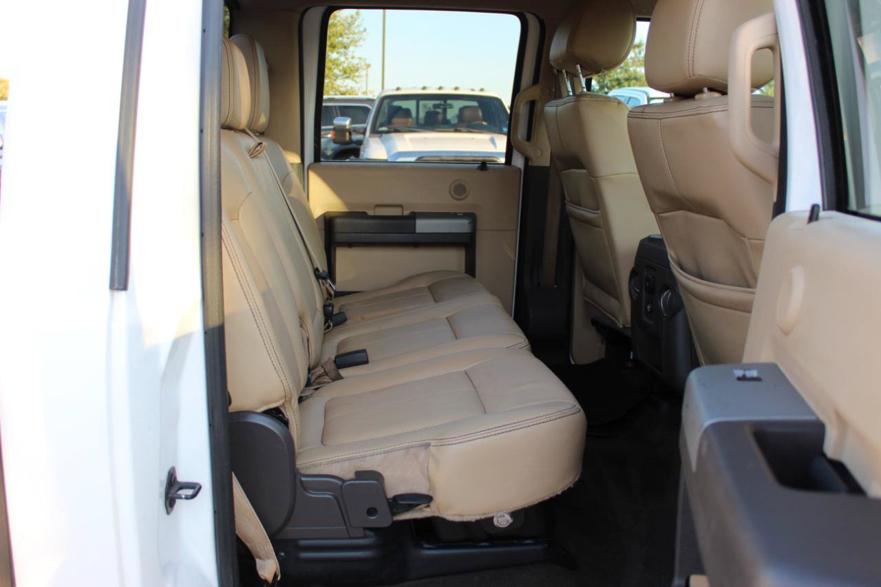 Used 2015 Ford F250 Lariat w/ Lariat Interior Package AWD/4WD image 18