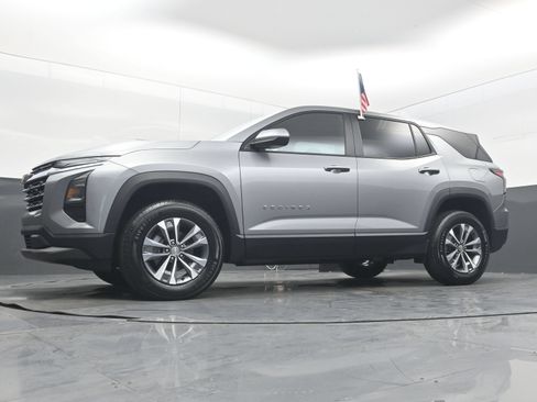 Used 2026 Chevrolet Equinox LT FWD image 26