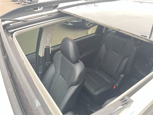Used 2024 Subaru Ascent Touring image 23